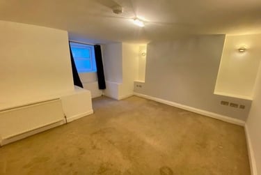 2 bed flat, Connaught Avenue, Mutley, Plymouth, PL47BX - Image 6